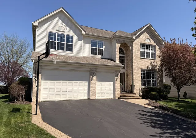 1st image of 6 Glenview Ct, Bolingbrook, IL 60490 | MLS# 12615020