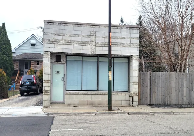 Homes for sale in Chicago, IL | 7339 43 W Irving Park Rd, Chicago, IL 60638 | MLS# 12615068