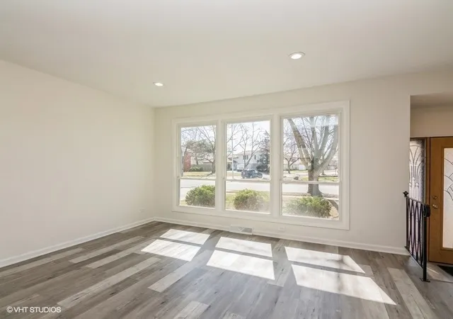 10th image of 1142 E 159th Pl, South Holland, IL 60473 | MLS# 12615100