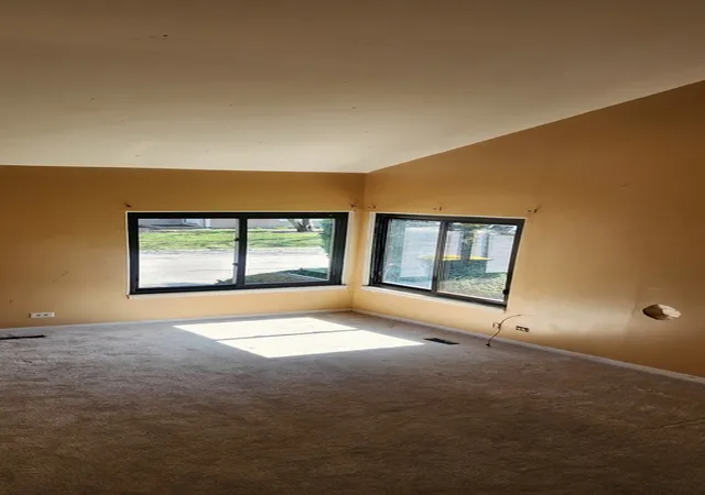 3rd image of 548 Alton Ct, Carol Stream, IL 60188 | MLS# 12615132