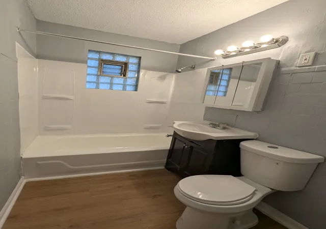 4th image of 8601 S Kingston Ave, Chicago, IL 60617 | MLS# 12615145