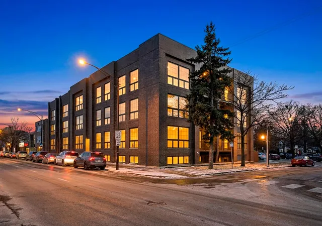 Photo 1 of Condo for sale at 5830 N Lincoln Ave #1E, Chicago, IL 60659 | MLS# 12615147 | Listing updated on 2026-08-25