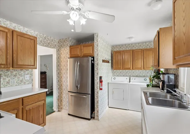 Photo 2 of Single family home for sale at 427 S Elmwood Ave, Waukegan, IL 60085 | MLS# 12615276 | Listing updated on 2026-07-27