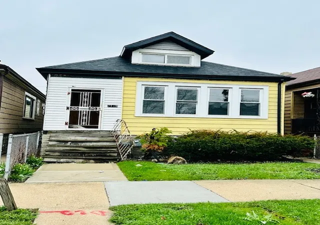 Homes for sale in Chicago, IL | 7149 S Honore St, Chicago, IL 60636 | MLS# 12615443