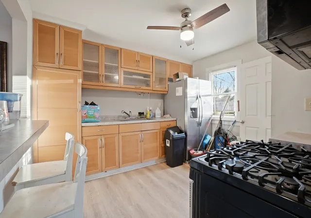 Photo 3 of Single family home for sale at 215 Barr Elms Ave, Joliet, IL 60433 | MLS# 12615482 | Listing updated on 2026-08-10