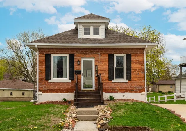 Photo 1 of Single family home for sale at 1604 Sobieski St, Lasalle, IL 61301 | MLS# 12615652 | Listing updated on 2026-08-17