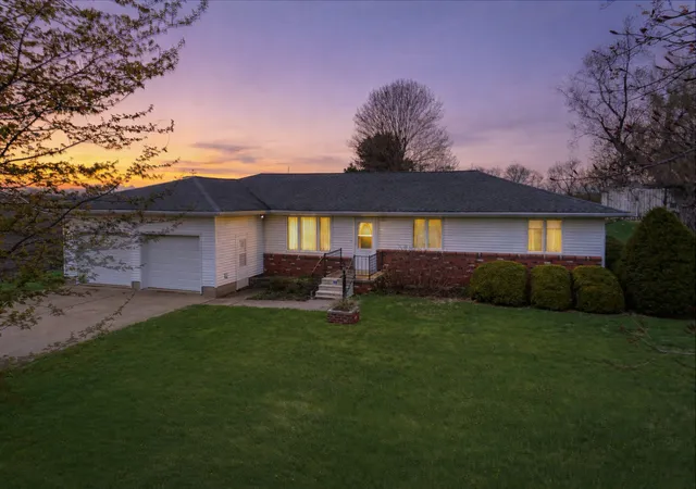 52nd image of 1109 W 4th St, Delavan, IL 61734 | MLS# 12615677