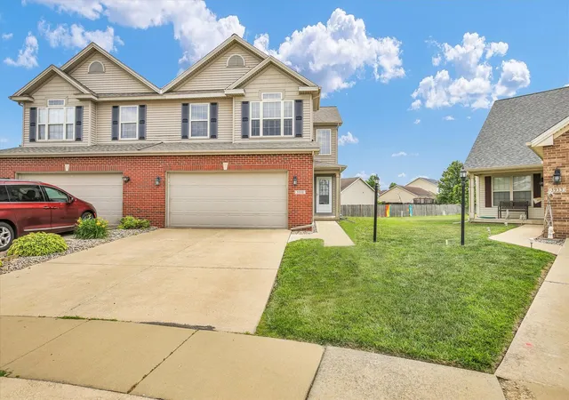 2nd image of 3931 Summer Sage Ct, Champaign, IL 61822 | MLS# 12615789