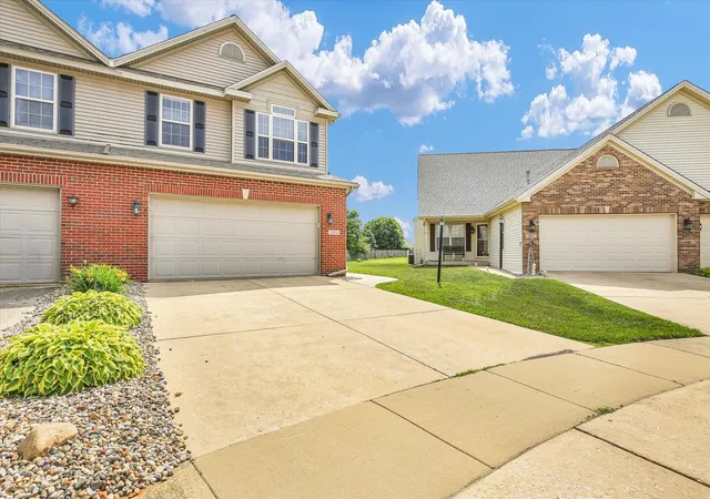 3rd image of 3931 Summer Sage Ct, Champaign, IL 61822 | MLS# 12615789