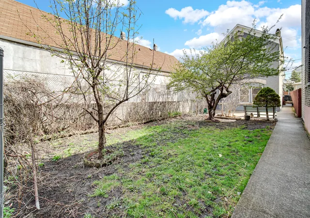 4th image of 2631 S Sawyer Ave, Chicago, IL 60623 | MLS# 12616053