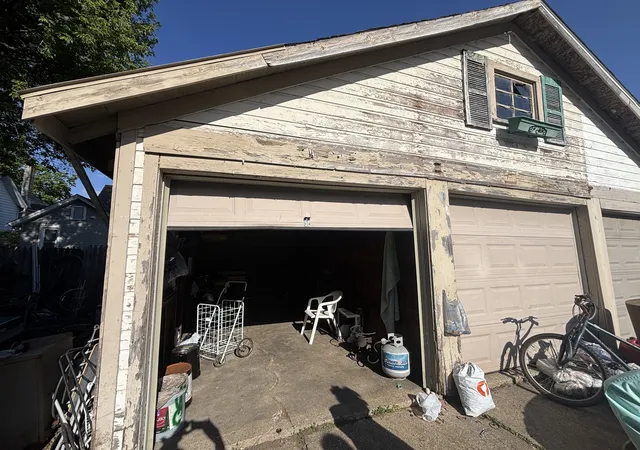 Listing Photo 2 - Condo for sale in building located at 1016 S Main St, Belvidere, IL 61008 - Unit #