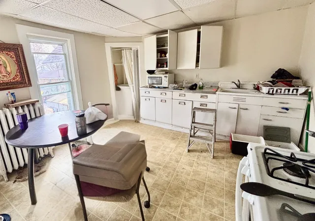 Photo 4 of Sale Pending at 1016 S Main St, Belvidere, IL 61008 | MLS# 12616364 | Listing updated on 2026-08-19