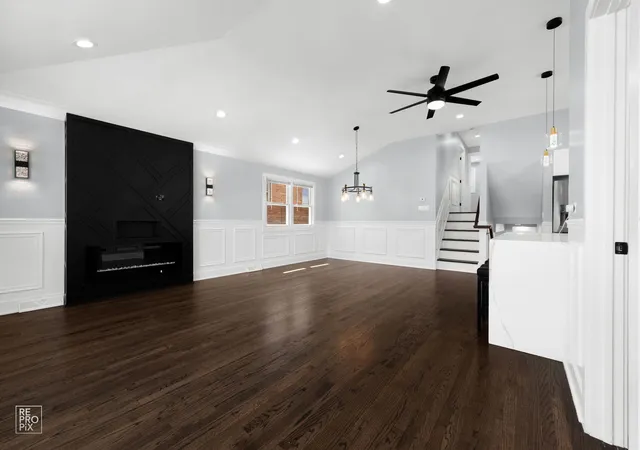 Photo 2 of Single family home for sale at 7954 S Kedvale Ave, Chicago, IL 60652 | MLS# 12616584 | Listing updated on 2026-09-29