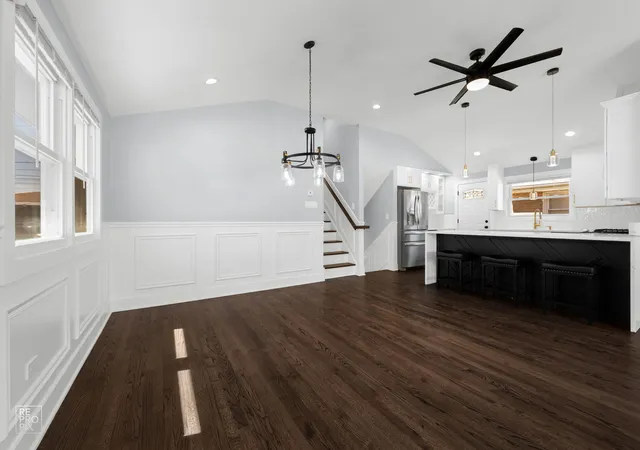 Photo 4 of Single family home for sale at 7954 S Kedvale Ave, Chicago, IL 60652 | MLS# 12616584 | Listing updated on 2026-09-29