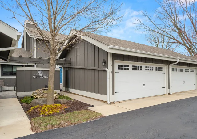 Homes for sale in Sugar Grove, IL | 10 W Windsor Ct, Sugar Grove, IL 60554 | MLS# 12616675