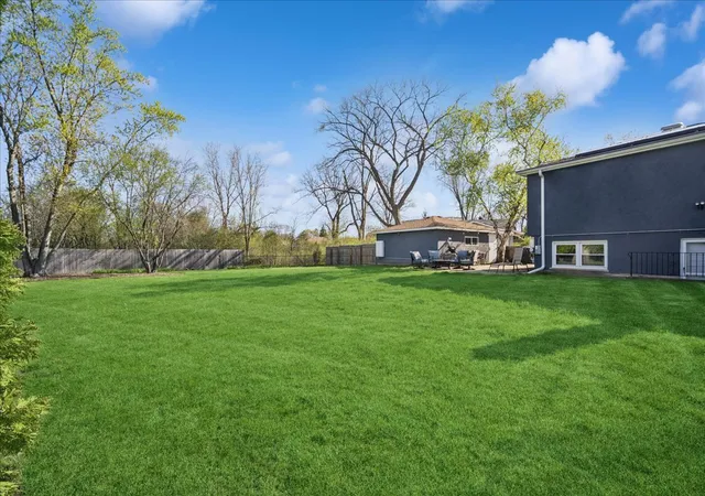 Photo 4 of Single family home for sale at 1230 Greenwood Ct, Deerfield, IL 60015 | MLS# 12616773 | Listing updated on 2026-10-02