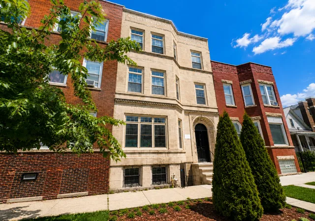 Homes for sale in Chicago, IL | 4207 S Indiana Ave #G, Chicago, IL 60653 | MLS# 12617059