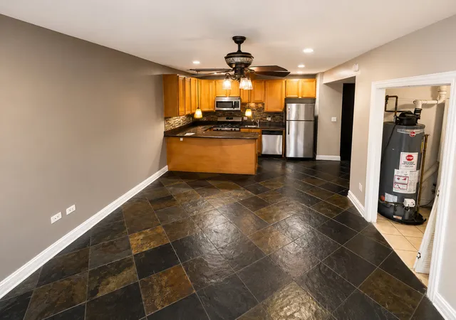 Homes for sale in Chicago, IL | 4207 S Indiana Ave, Chicago, IL 60653