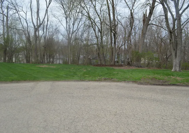 Photo 2 of Land for sale at 1005 W Winding Brk Ct, Princeton, IL 61356 | MLS# 12617099 | Listing updated on 2026-04-26