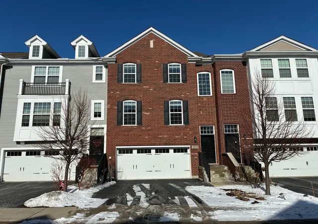1st image of 2534 Huntleigh Ln, Woodridge, IL 60517 | MLS# 12617251
