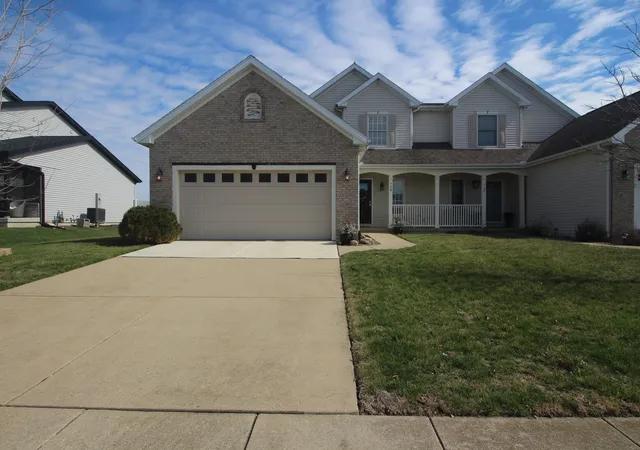 Photo 2 of Sale Pending at 728 Kristin Dr, Normal, IL 61761 | MLS# 12617395 | Listing updated on 2026-09-14
