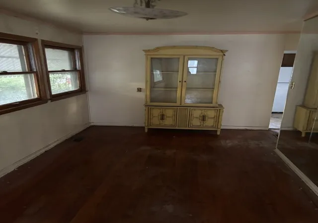 5th image of 1010 Helen Ave, Joliet, IL 60433 | MLS# 12617418