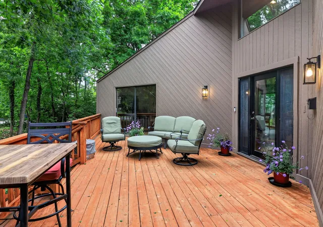 4th image of 5337 Brookbank Rd, Downers Grove, IL 60515 | MLS# 12617668