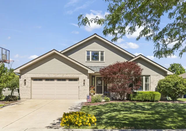 2nd image of 8942 Glenshire St, Tinley Park, IL 60487 | MLS# 12617674