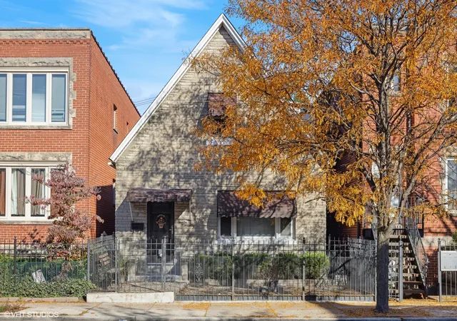 Photo 1 of Single family home for sale at 2242 W Taylor St, Chicago, IL 60612 | MLS# 12617723 | Listing updated on 2026-09-15