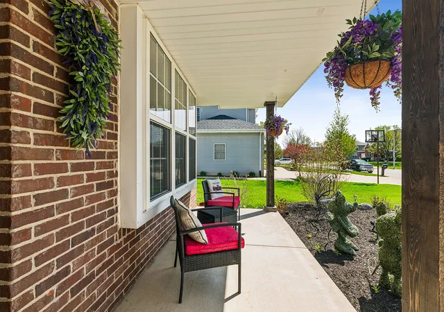 3rd image of 15504 Ridgefield Dr, Manhattan, IL 60442 | MLS# 12618075