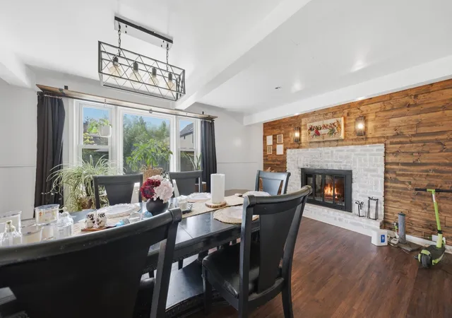 Photo 4 of Single family home for sale at 10941 Ridgeland Ave, Chicago Ridge, IL 60415 | MLS# 12618165 | Listing updated on 2026-08-26