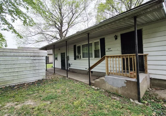 Photo 2 of Single family home for sale at 817 S 3rd Street, Herrin, IL 62948 | MLS# 12618193 | Listing updated on 2026-09-13