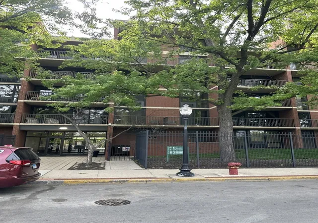Condo for sale at 3021 S Michigan Ave #311, Chicago, IL 60616 | MLS# 12618386 | Listing updated on 2026-09-13