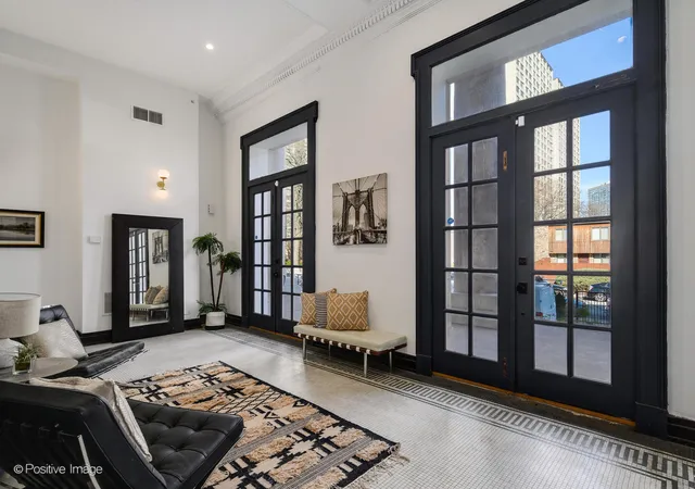 Photo 2 of Townhouse for sale at 4840 S Dorchester Ave #1, Chicago, IL 60615 | MLS# 12618439 | Listing updated on 2026-04-27