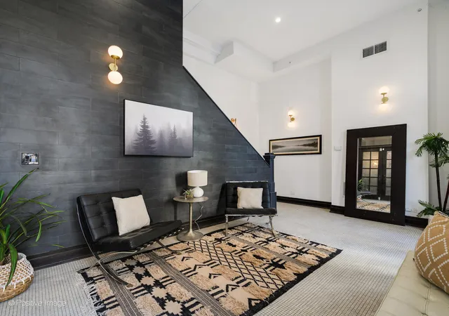 Photo 3 of Townhouse for sale at 4840 S Dorchester Ave #1, Chicago, IL 60615 | MLS# 12618439 | Listing updated on 2026-04-27