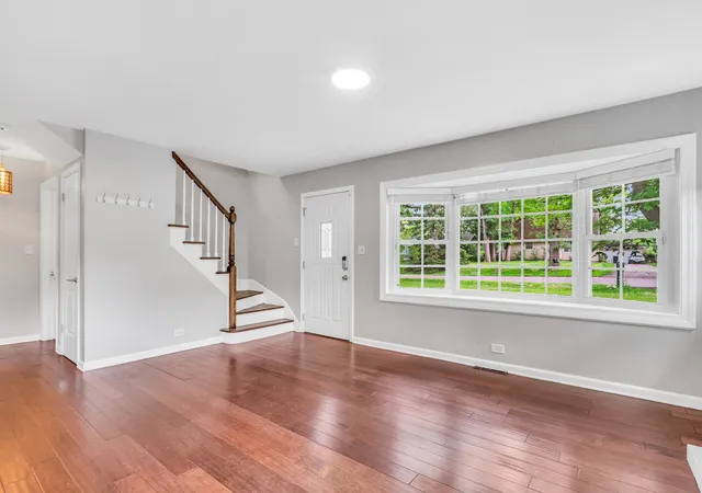 Homes for sale in Grayslake, IL | 17976 W Big Oaks Rd, Grayslake, IL 60030 | MLS# 12618567
