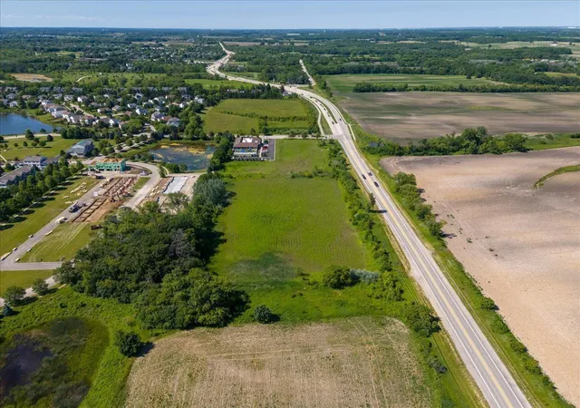 5th image of 40 Us Hwy 45 Hwy, Lindenhurst, IL 60046 | MLS# 12618820