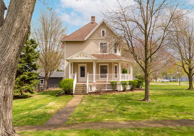 3rd image of 408 First North St, Wenona, IL 61377 | MLS# 12619005