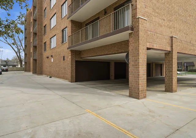 29th image of 1454 Ashland Ave #305, Des Plaines, IL 60016 | MLS# 12619026