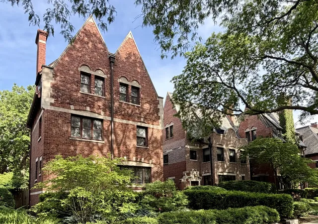 Homes for sale in Chicago, IL | 5309 S Greenwood Ave, Chicago, IL 60615 | MLS# 12619053