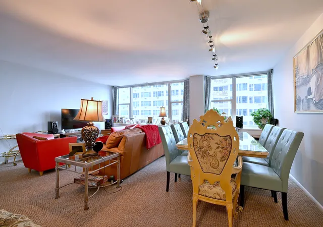 3rd image of 4250 N Marine Dr #1731, Chicago, IL 60613 | MLS# 12619329