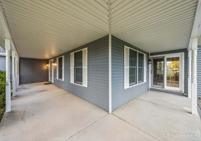 4th image of 1045 Linda Ln, Lake Holiday, IL 60548 | MLS# 12619430
