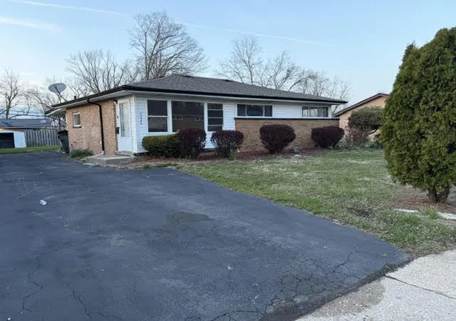 Photo 1 of Single family home for sale at 3036 Sussex Ave, Markham, IL 60428 | MLS# 12619432 | Listing updated on 2026-10-05