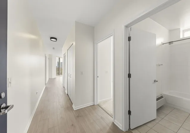 3rd image of 645 N Kingsbury St, Chicago, IL 60654