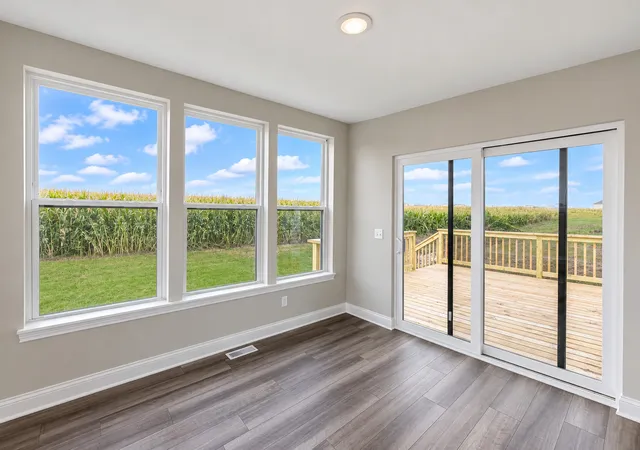Photo 4 of Single family home for sale at 5916 Woody Crk Ln, Bettendorf, IA 52722 | MLS# 12619545 | Listing updated on 2026-10-21