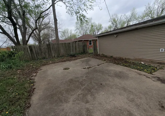 26th image of 192 Circle Dr, Herrin, IL 62948 | MLS# 12619559