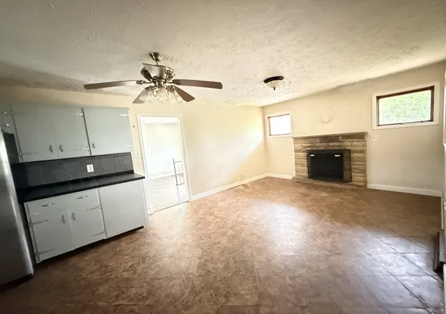 5th image of 192 Circle Dr, Herrin, IL 62948 | MLS# 12619559