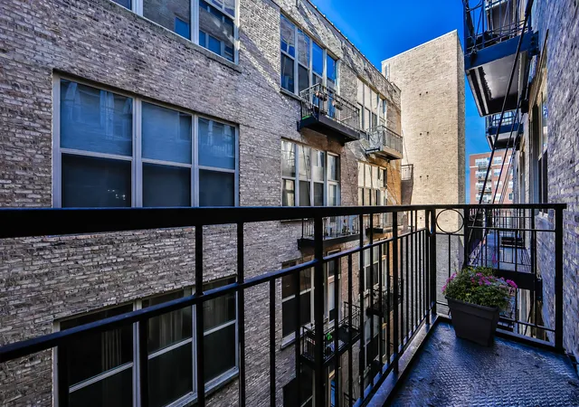 Homes for sale in Chicago, IL | 1500 W Monroe St #519, Chicago, IL 60607 | MLS# 12619712
