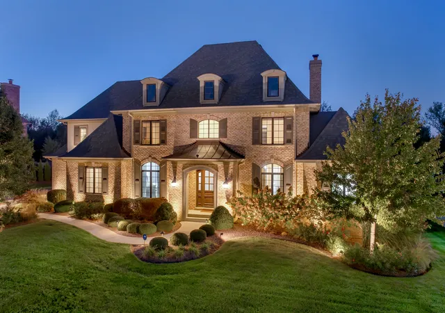 Photo 2 of Single family home for sale at 39w364 Longmeadow Ln, Barrington, IL | MLS# 12619904 | Listing updated on 2026-09-01