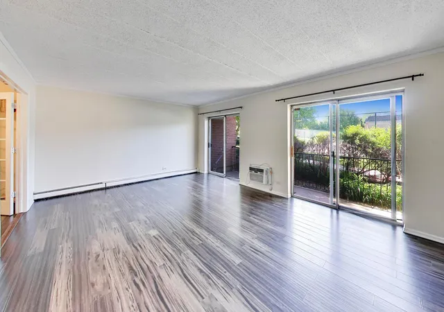 3rd image of 1056 N Mill St, Naperville, IL 60563